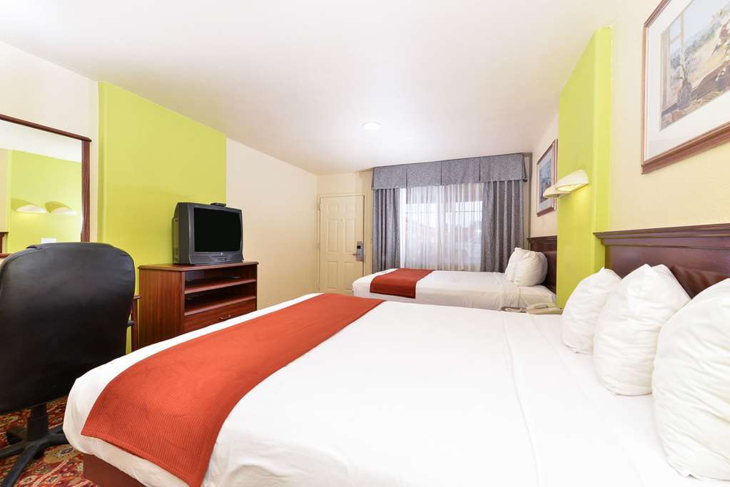 Rodeway Inn Modesto Phòng bức ảnh